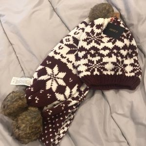 NWT Hat and Scarf Set